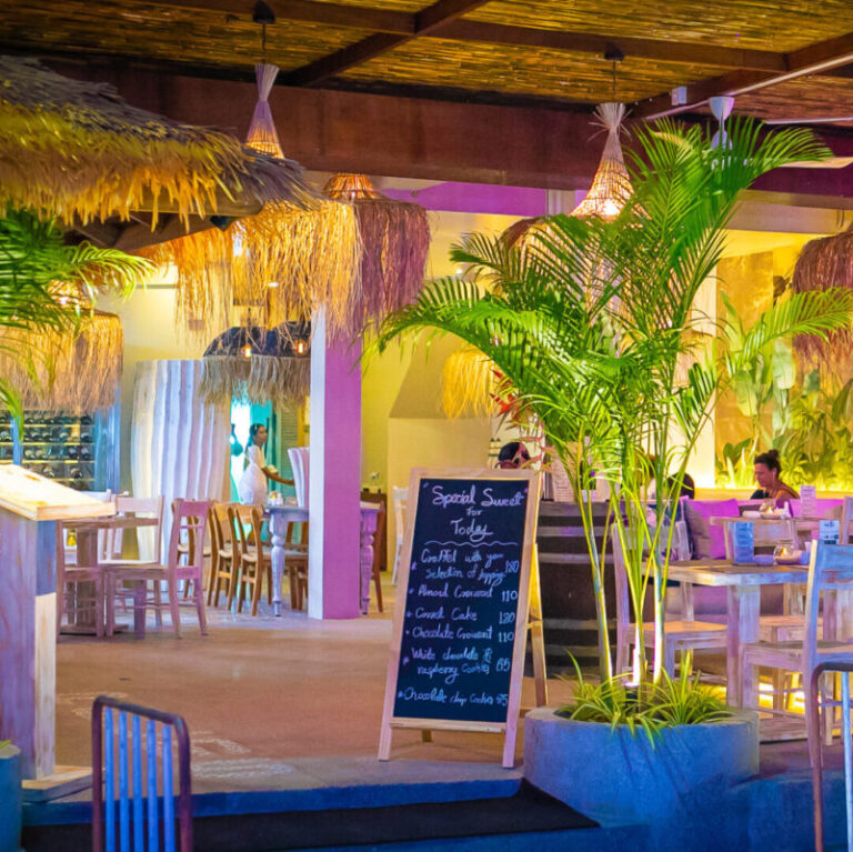 Tropical Restaurant in Paradise